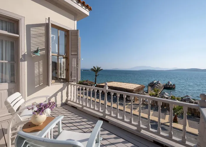 Nars Ilica Adults Only 12plus 2* Cesme