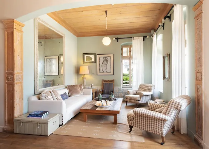 Nars Ilica Adults Only 12plus 2* Cesme